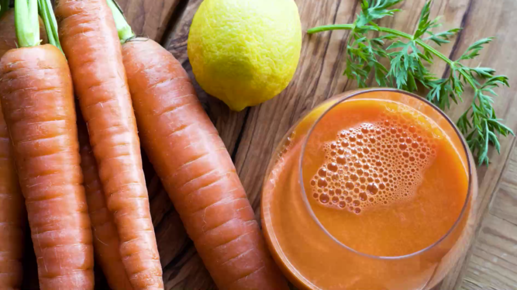 DIY Health Tonics: Carrot and Lemon Juice